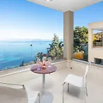 Azur Mpoukaris