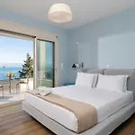 Azur Vila Mpoukaris