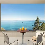 Vila Azur Mpoukaris
